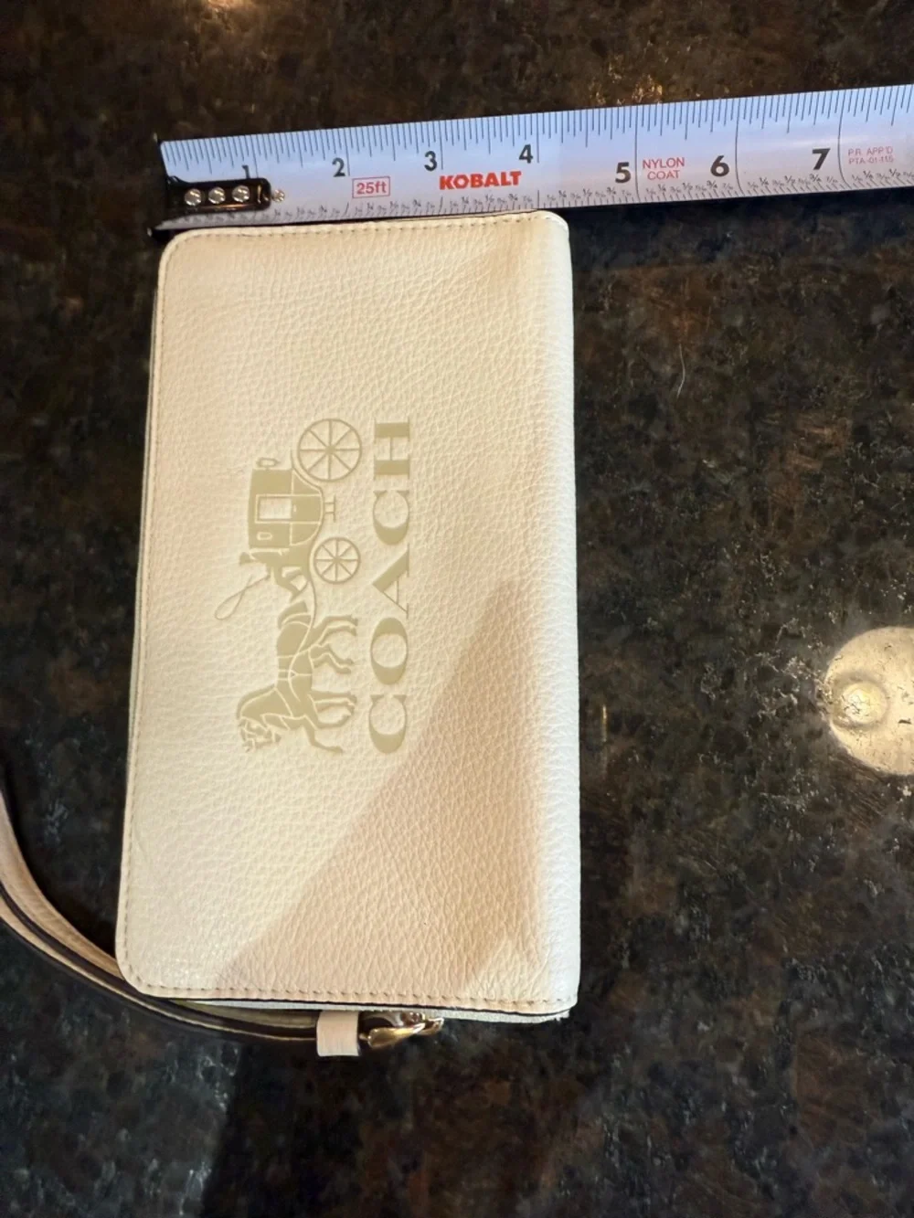 Coach Heritage Cream Zip-Around Pebbled Leather Wristlet with Gold Logo